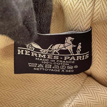 将图像加载到图库查看器中，HERMES Brid a Black Hibiscus Canvas Size PM
