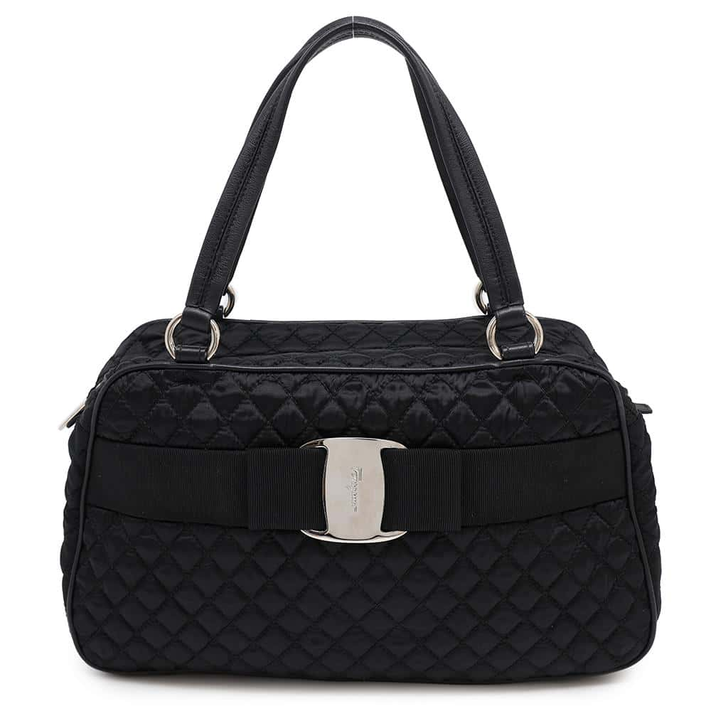 Ferragamo Vara Ribbon Quilted Handbag BlackGG-21D919 Nylon