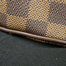 将图像加载到图库查看器中，LOUIS VUITTON Uzes RedN51128 Damier Ebene Canvas
