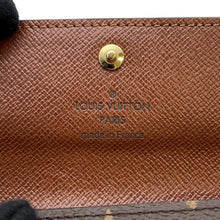 将图像加载到图库查看器中，LOUIS VUITTON Multicles4 BrownM62631 Monogram
