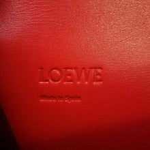 将图像加载到图库查看器中，LOEWE Barcelona Shoulder Bag Red Leather
