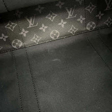 将图像加载到图库查看器中，LOUIS VUITTON Cabas zip NoirM45379 Monogram Eclipse Monogram Eclipse Reverse Size GM
