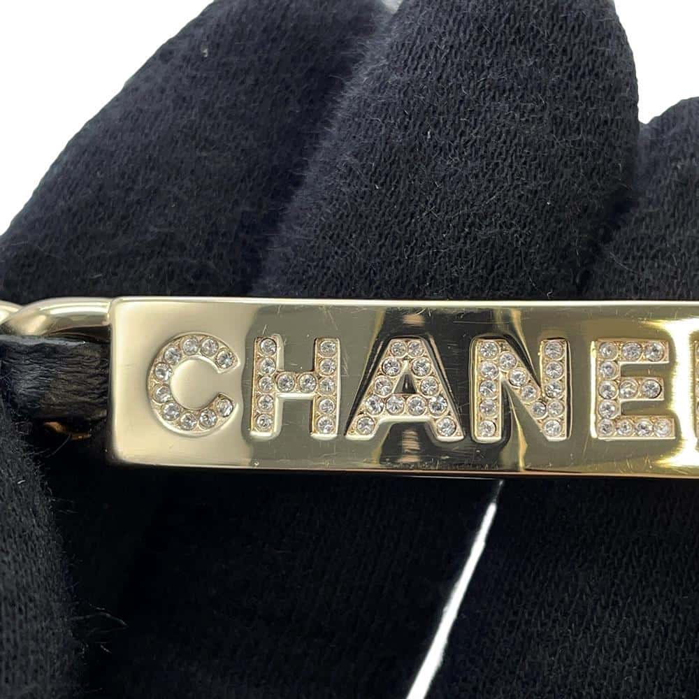 CHANEL RhinestoneWith logo hair clip Gold Gold Plated