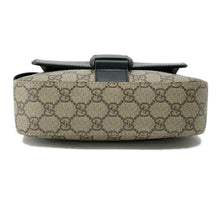 Load image into Gallery viewer, GUCCI Messenger bag Black/Beige473877 GG SupremeCanvas Leather
