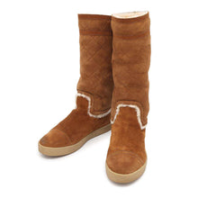 Load image into Gallery viewer, CHANEL Matelasse MoutonBoots CamelG26557 Suede Mouton Size 36
