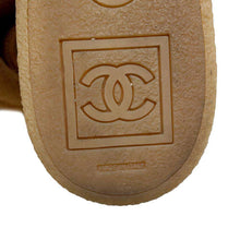 Load image into Gallery viewer, CHANEL Matelasse MoutonBoots CamelG26557 Suede Mouton Size 36
