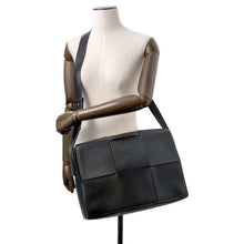 Load image into Gallery viewer, Bottega Veneta Maxi INTRECCIATO Cassette Messenger Bag Black Leather
