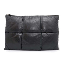 Load image into Gallery viewer, Bottega Veneta Maxi INTRECCIATO Clutch Bag Black630348 Leather
