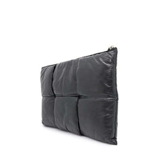 Load image into Gallery viewer, Bottega Veneta Maxi INTRECCIATO Clutch Bag Black630348 Leather
