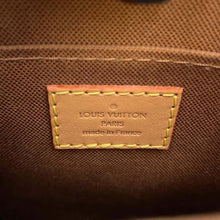 将图像加载到图库查看器中，LOUIS VUITTON Petit Sac Plat BrownM69442 Monogram
