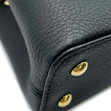 Load image into Gallery viewer, LOUIS VUITTON Capucines NoirM56669 Taurillon Leather Size MINI
