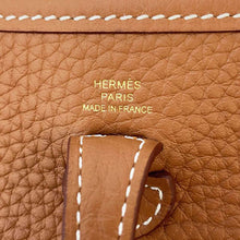 Load image into Gallery viewer, HERMES Evelyne Gold Taurillon Clemence Size TPM
