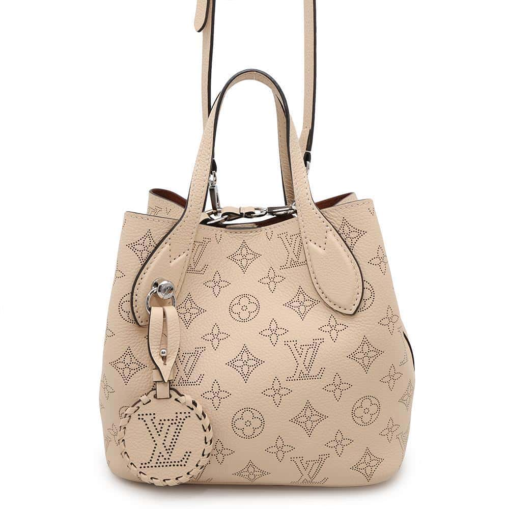 LOUIS VUITTON Blossom claimM21909 Monogram Mahina Size PM