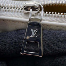 Load image into Gallery viewer, LOUIS VUITTON LV × YK Coussin WhiteM21619 Lambskin Size PM
