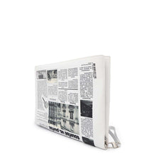 将图像加载到图库查看器中，LOUIS VUITTON Newspaper Clutch WhiteM80849 Leather
