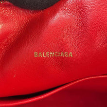 将图像加载到图库查看器中，BALENCIAGA Camera bag Red600325 Leather
