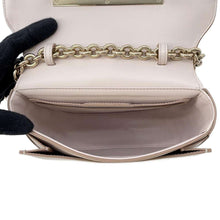 Load image into Gallery viewer, Ferragamo Gancini ChainShoulder Bag Light PinkAU 21 G998 Leather
