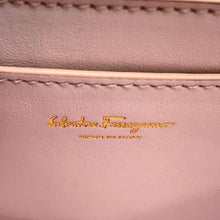 Load image into Gallery viewer, Ferragamo Gancini ChainShoulder Bag Light PinkAU 21 G998 Leather
