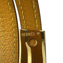 将图像加载到图库查看器中，HERMES Puss bracelet Yellow Leather
