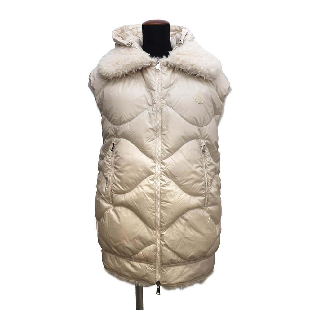 MONCLER ACHARD Reversible down vest BeigeH20931A00023 Polyester10% Nylon100%