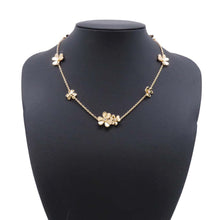 将图像加载到图库查看器中，Van Cleef &amp; Arpels Frivole Necklace 9 FlowerVCARD31500 18K Yellow Gold
