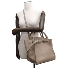 Load image into Gallery viewer, CELINE Big bag Light Taupe183313 Calf Leather Size Small
