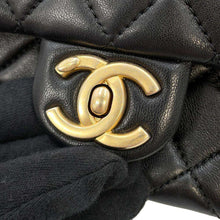 将图像加载到图库查看器中，CHANEL Mini Matelasse ChainShoulder Bag BlackAS2379 Lambskin Size 17
