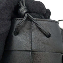 将图像加载到图库查看器中，Bottega Veneta Cassette Bucket Bag Black680217 Lambskin Size Mini
