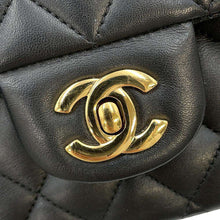 Load image into Gallery viewer, CHANEL Matelasse W Chain W Flap Shoulder Bag BlackA01112 Lambskin Size 25
