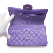 Load image into Gallery viewer, CHANEL Matelasse W Flap ChainShoulder Bag PurpleA01112 Caviar Leather Size 25
