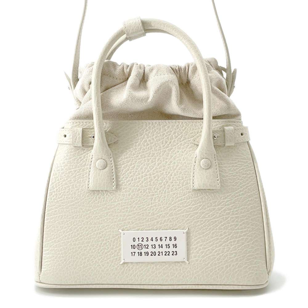 Maison Margiela Maison Margiela 5AC 2WAY Drawstring Bag WhiteSB3WD0005 P4348 Grainy Leather Canvas Size Mini