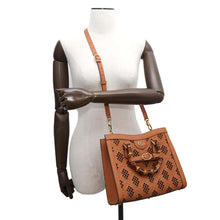 Load image into Gallery viewer, GUCCI Diana Bamboo Tote Bag Light brown702721 Diamond Cutout Leather Size Small
