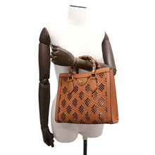 Load image into Gallery viewer, GUCCI Diana Bamboo Tote Bag Light brown702721 Diamond Cutout Leather Size Small
