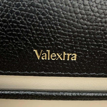 将图像加载到图库查看器中，Valextra Valextra Iside ChainShoulder Bag BlackWBES0073028LOC99NN Calf Leather Size Large
