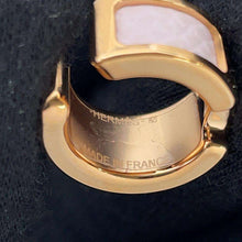 Load image into Gallery viewer, HERMES olympic ear cuff Size PM mauve pail Epsom Metal
