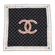 将图像加载到图库查看器中，CHANEL Large Scarf CC Logo White/Black/Multicolor Silk100%
