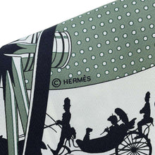 将图像加载到图库查看器中，HERMES Silk Bandana Paris Qui Roule Bandana Paris on Wheels Bandana Size 55 Vert Soji/Black/White Silk100%
