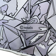 Load image into Gallery viewer, HERMES Carre La Vallee de Cristal Size 90 Gray / Parme / Menthol Silk100%
