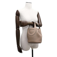 Load image into Gallery viewer, HERMES in-the-loop Tote Bag Etoupe Taurillon Clemence Swift Leather Size 18
