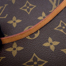 将图像加载到图库查看器中，LOUIS VUITTON Pochette Accessoires BrownM51980 Monogram
