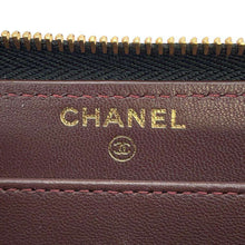 Load image into Gallery viewer, CHANEL Matelasse Zip Around Chozai Cloth BlackAP0242 Lambskin
