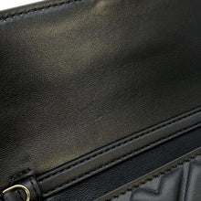 将图像加载到图库查看器中，FENDI Shoulder Bag Black8M0498 Leather
