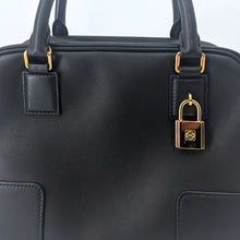 将图像加载到图库查看器中，LOEWE Amazonas BlackA039N10X03 Calf Leather Size 19
