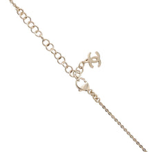 将图像加载到图库查看器中，CHANEL Heart/CC Logo Necklace Metal Rhinestone
