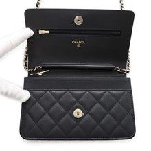 将图像加载到图库查看器中，CHANEL Matelasse Chain Wallet Heart/CC Logo 25th New Black Caviar Leather
