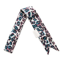 将图像加载到图库查看器中，FENDI Lappy Leopard Pattern Scarf White/MulticolorFXT011 Silk100%
