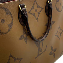 Load image into Gallery viewer, LOUIS VUITTON Onthego RedM45320 Monogram Monogram Reverse Canvas Monogram Giant Size GM
