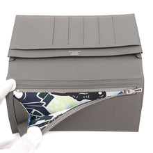 Load image into Gallery viewer, HERMES Citizen twill long Gris Meyer Epsom
