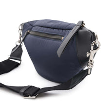 将图像加载到图库查看器中，JIMMY CHOO Crossbody Bag Navy/BlackKIRT-0UQ-0004 Nylon Leather
