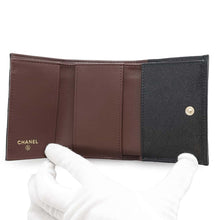 将图像加载到图库查看器中，CHANEL Matelasse Classic Small Flap Wallet BlackAP0230 Caviar Leather
